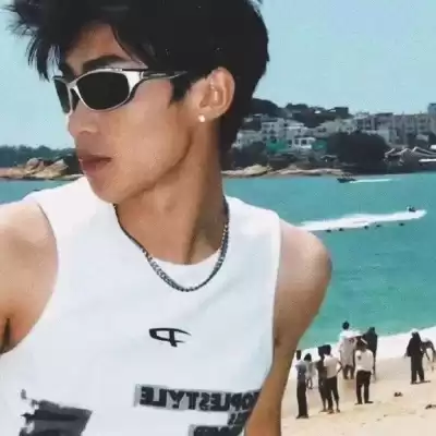 丁芷巧